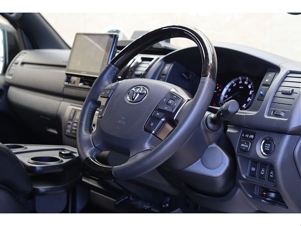 トヨタ ハイエースバン(53枚目)