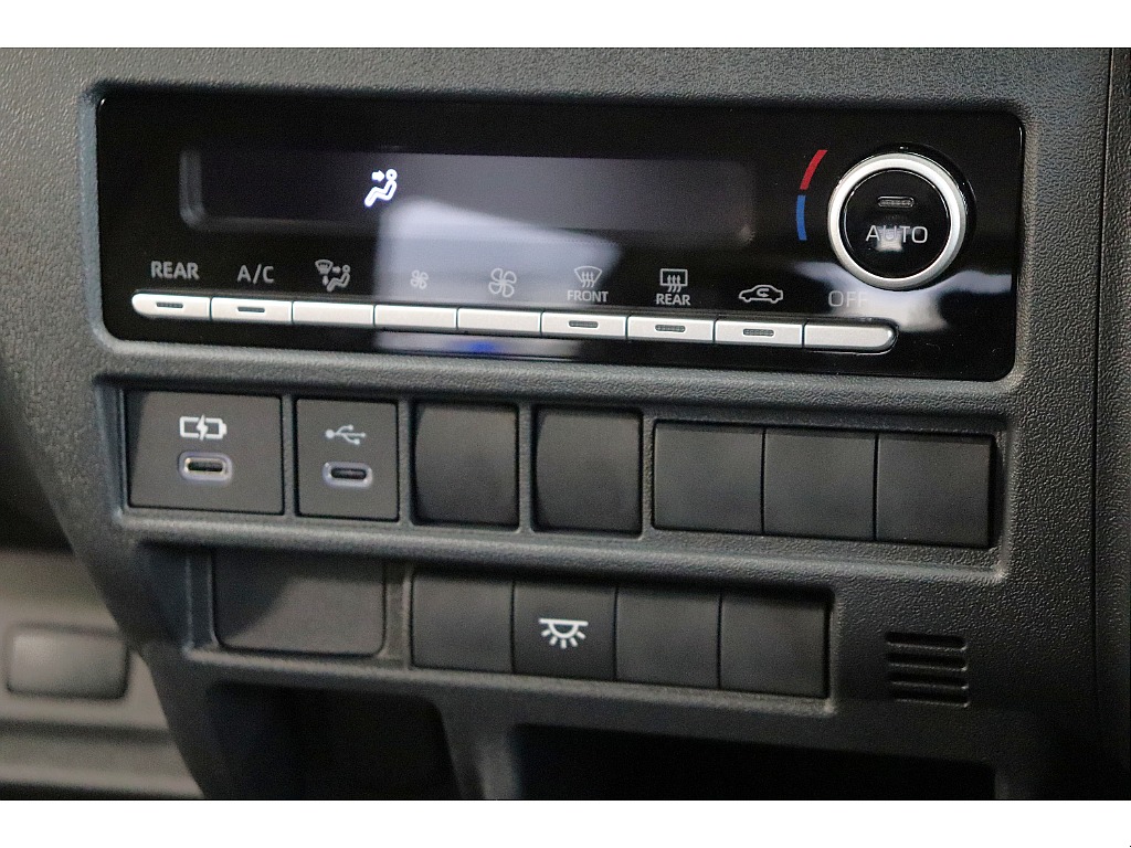 トヨタ ハイエース(49枚目)