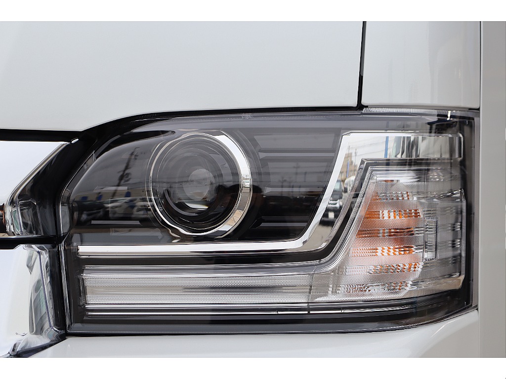 トヨタ ハイエース(51枚目)