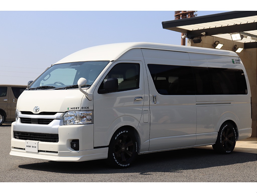トヨタ ハイエースコミューター(30枚目)