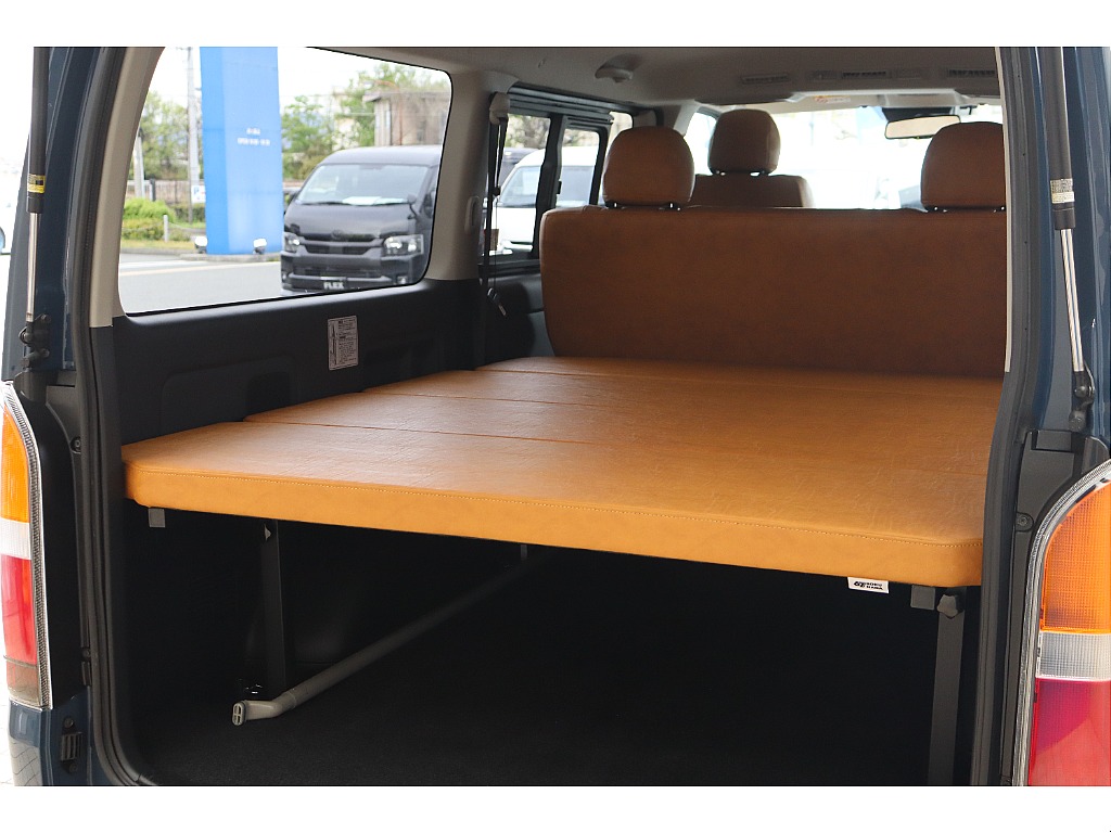 トヨタ ハイエースバン(33枚目)