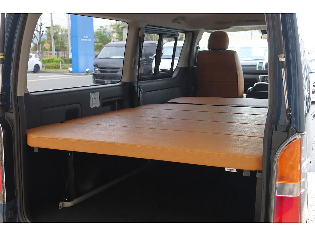 トヨタ ハイエースバン(36枚目)