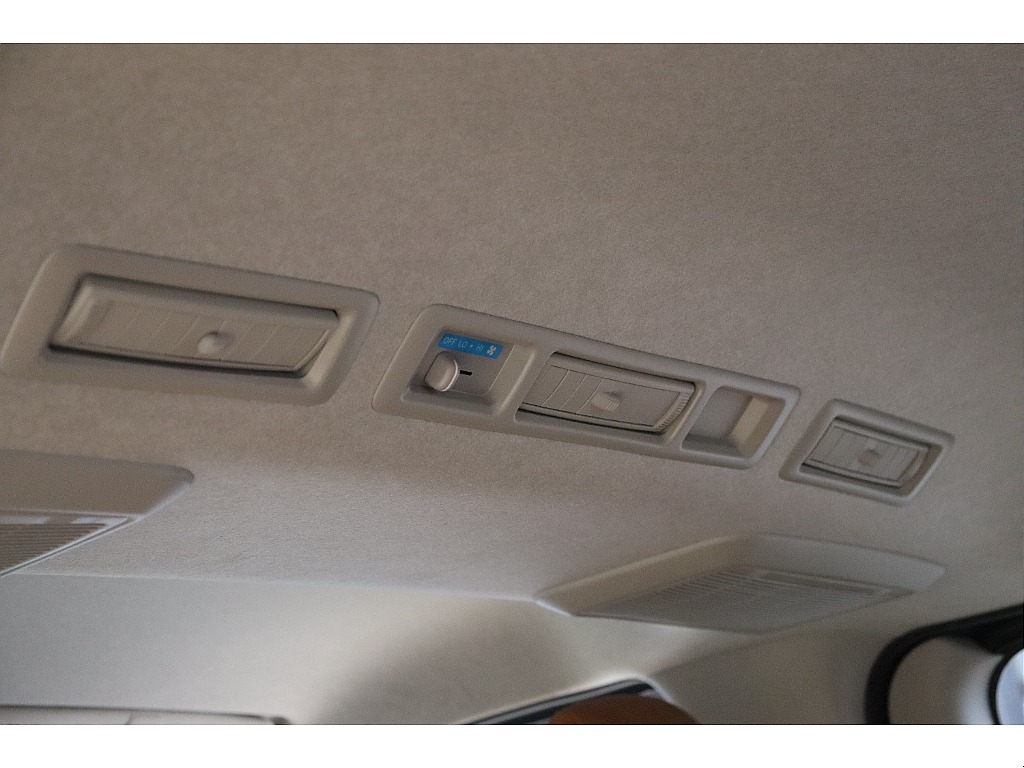 トヨタ ハイエースバン(48枚目)