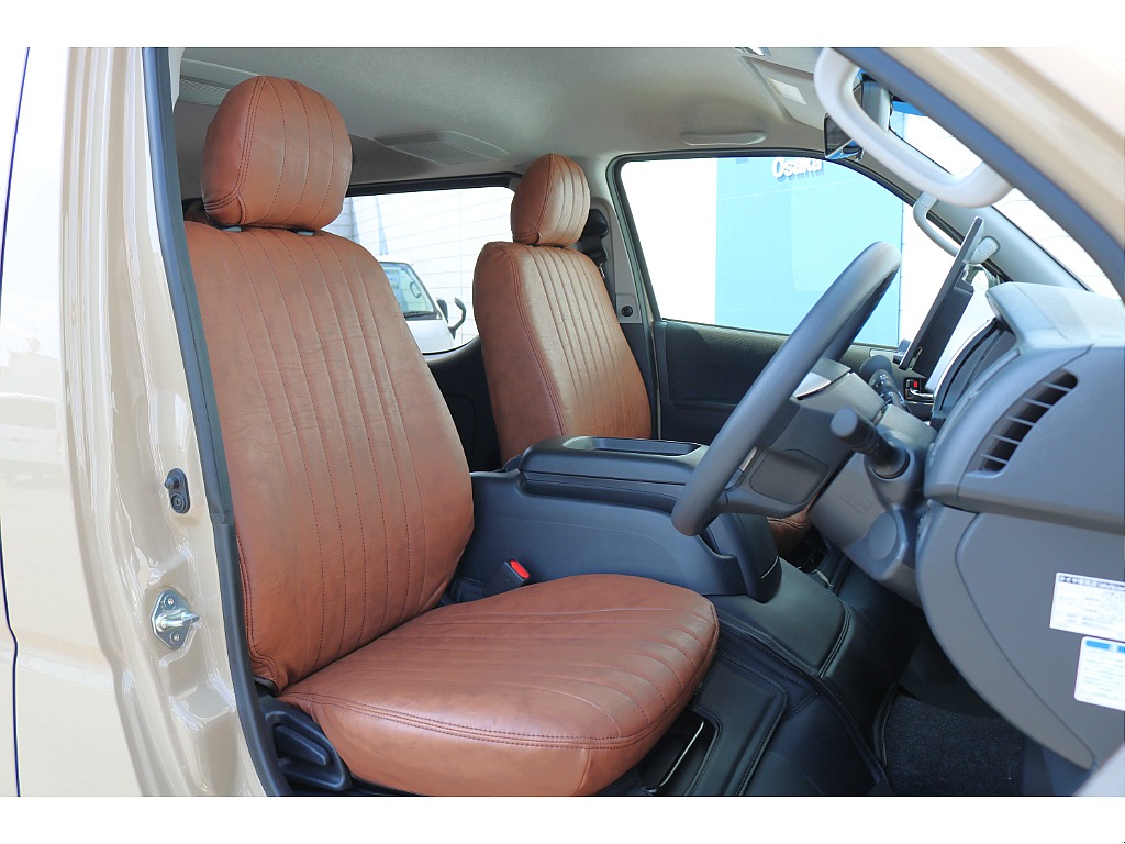 全席シートカバー装着済み