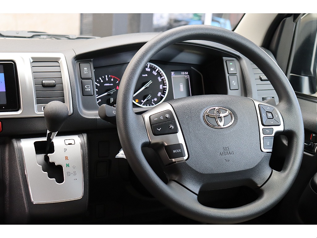 トヨタ ハイエース(45枚目)