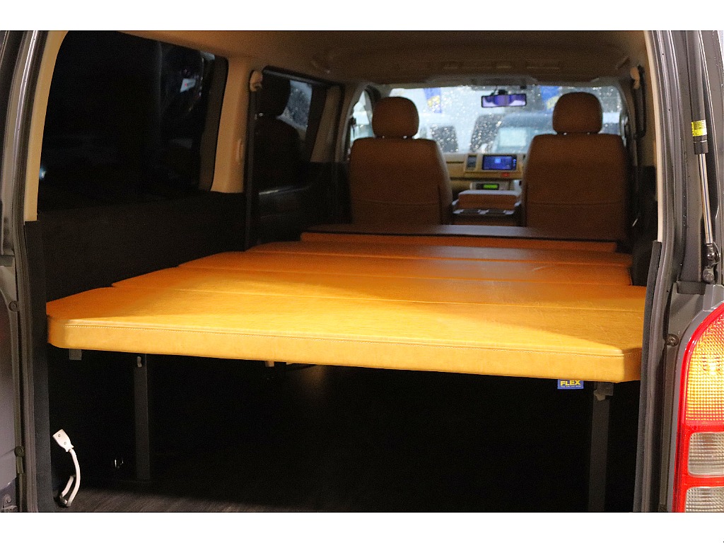 トヨタ ハイエースバン(42枚目)