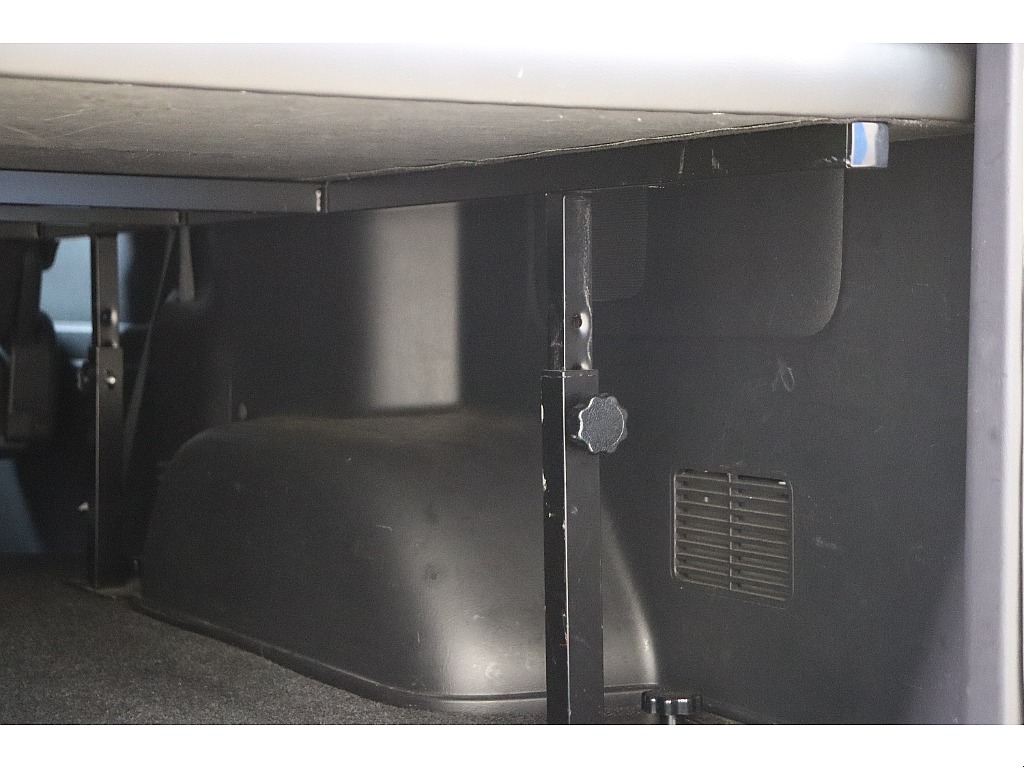 トヨタ ハイエースバン(48枚目)