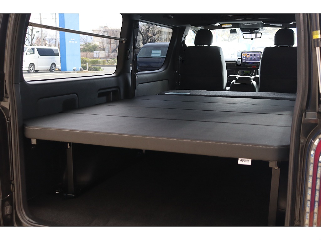 トヨタ ハイエースバン(30枚目)