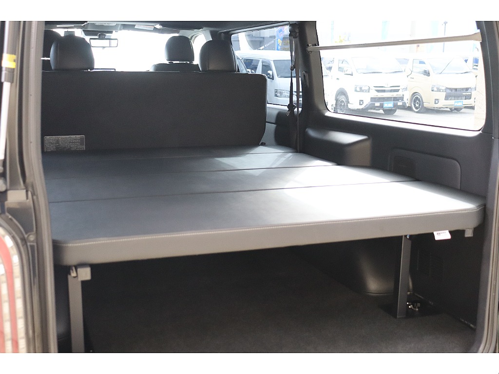 トヨタ ハイエースバン(33枚目)