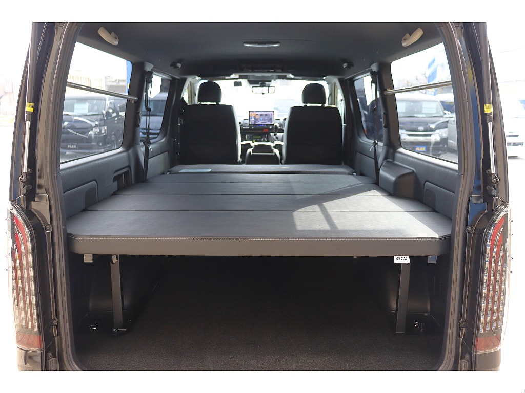 トヨタ ハイエースバン(34枚目)