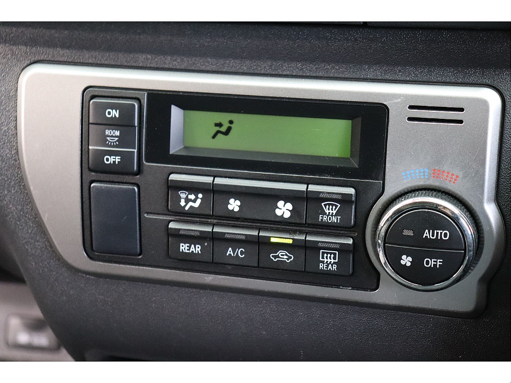 トヨタ ハイエース(53枚目)