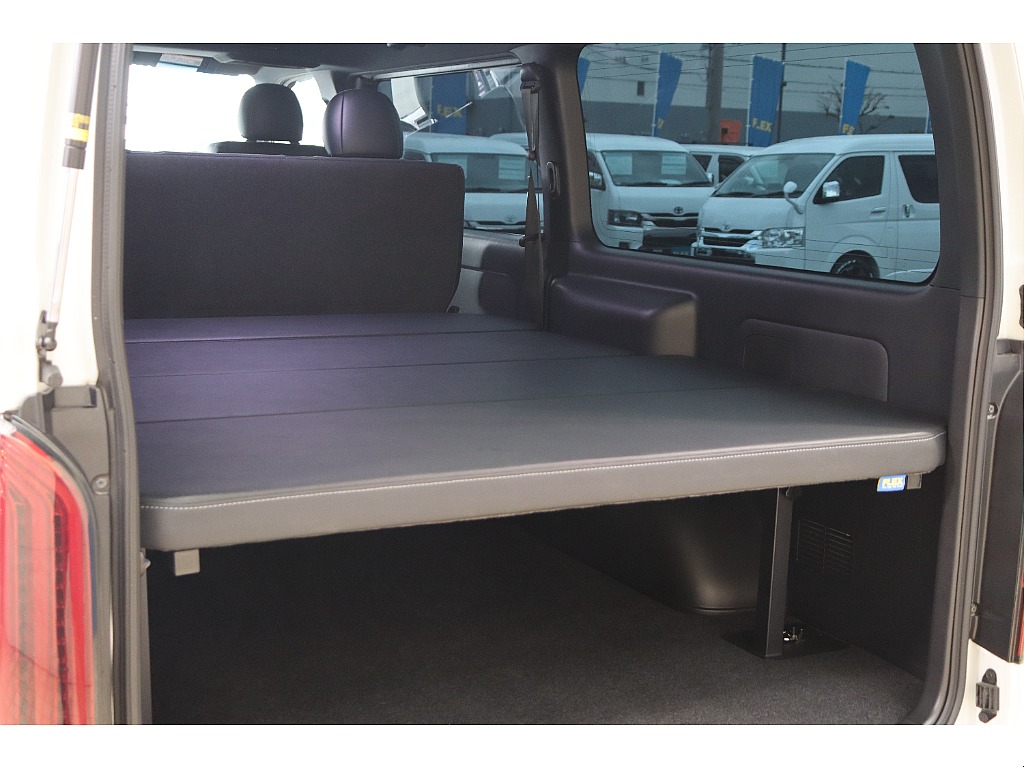 トヨタ ハイエースバン(33枚目)