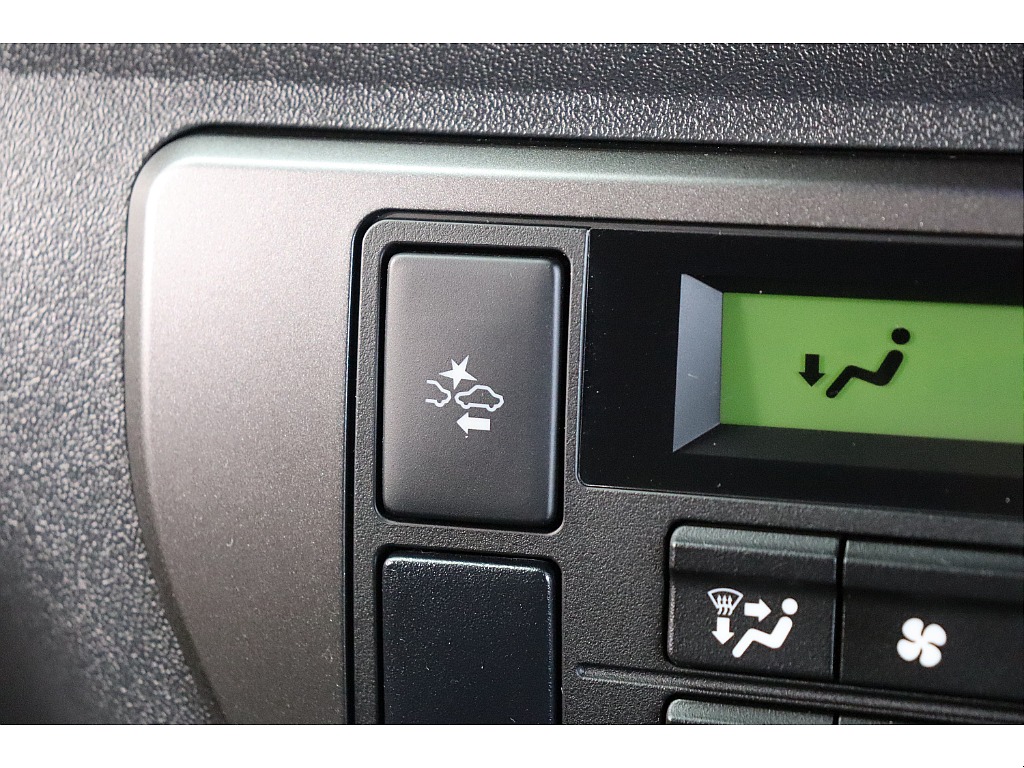 トヨタ ハイエースバン(46枚目)