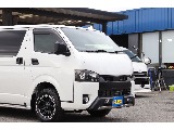 トヨタ ハイエースバン(5枚目)