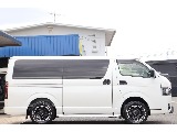 トヨタ ハイエースバン(8枚目)