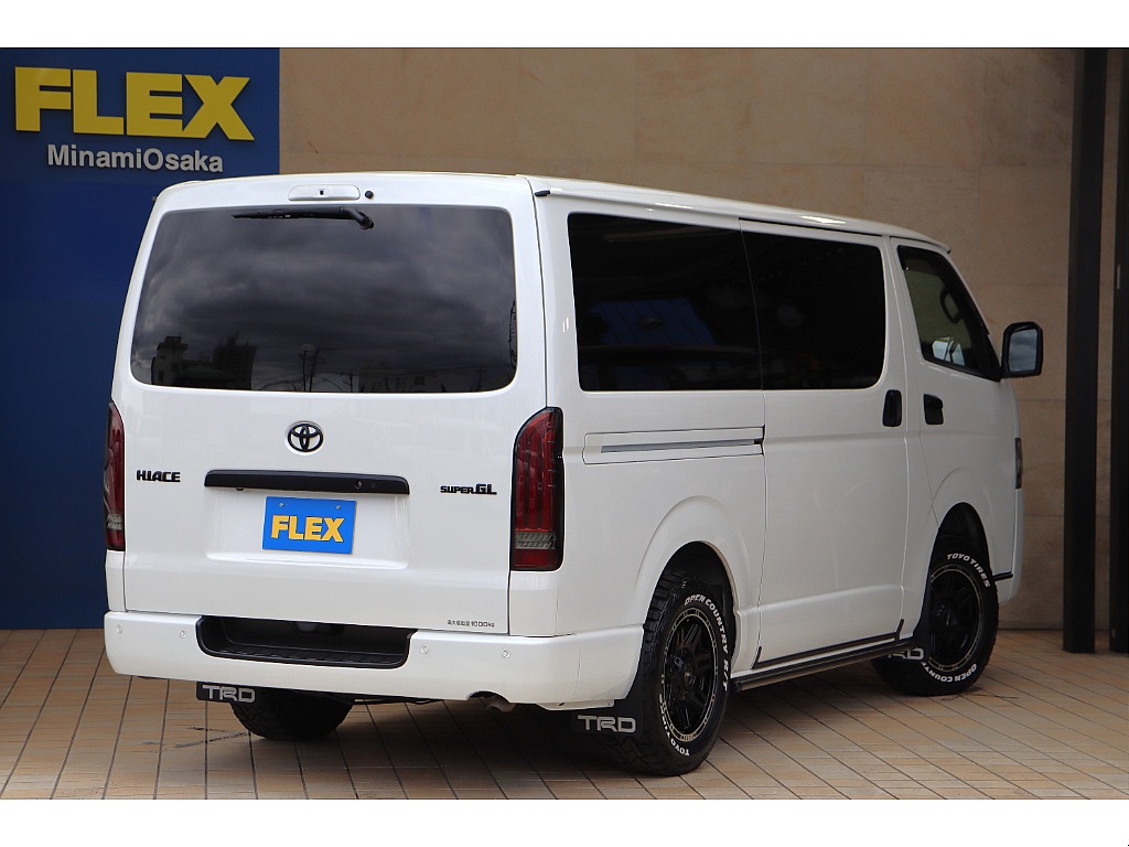 トヨタ ハイエースバン(10枚目)