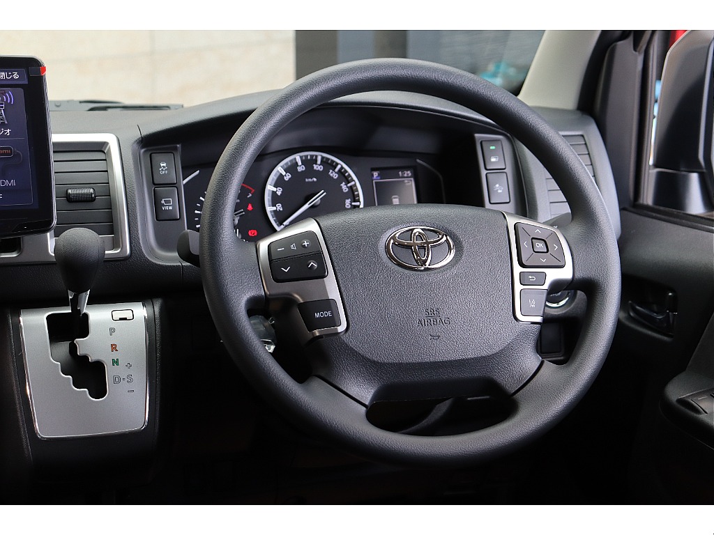 トヨタ ハイエース(45枚目)