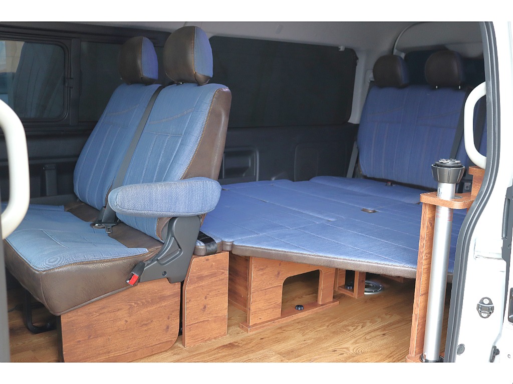 トヨタ ハイエース(33枚目)