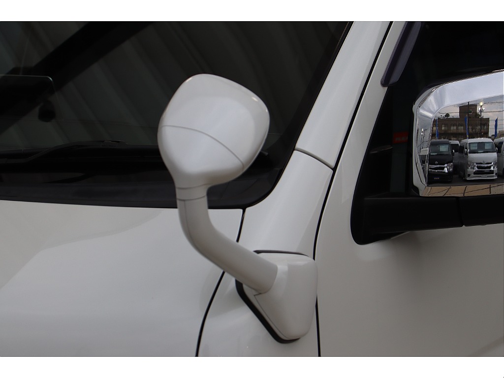 トヨタ ハイエース(44枚目)