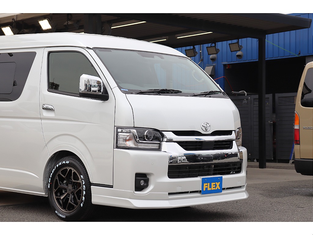 トヨタ ハイエース(5枚目)