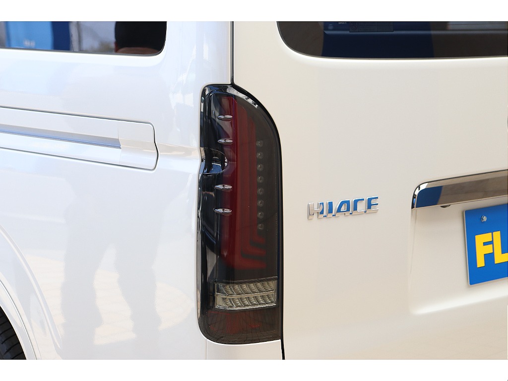 トヨタ ハイエースバン(45枚目)