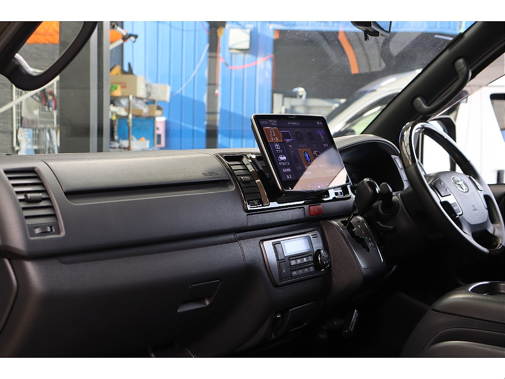 トヨタ ハイエースバン(52枚目)