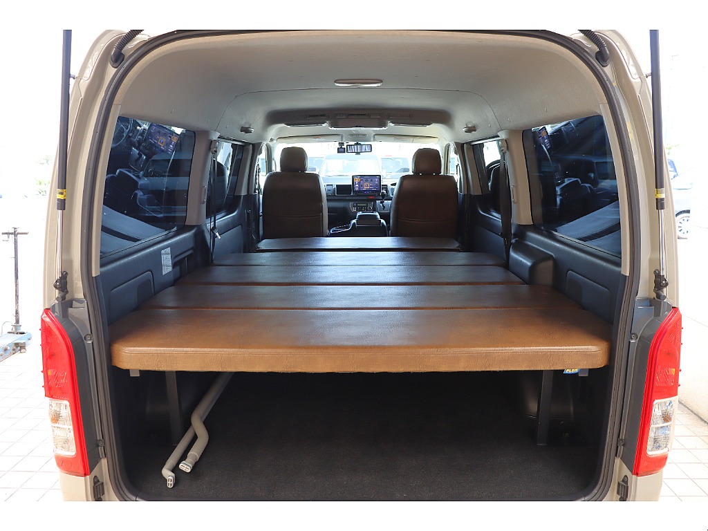 トヨタ ハイエースバン(27枚目)