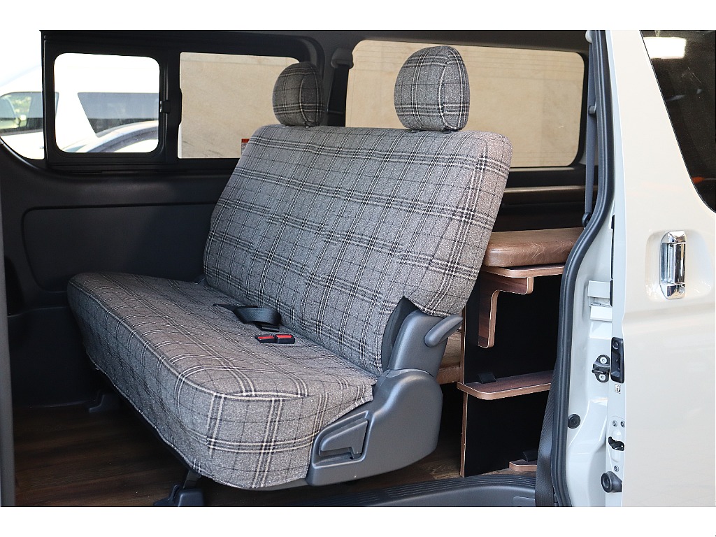 トヨタ ハイエースバン(31枚目)