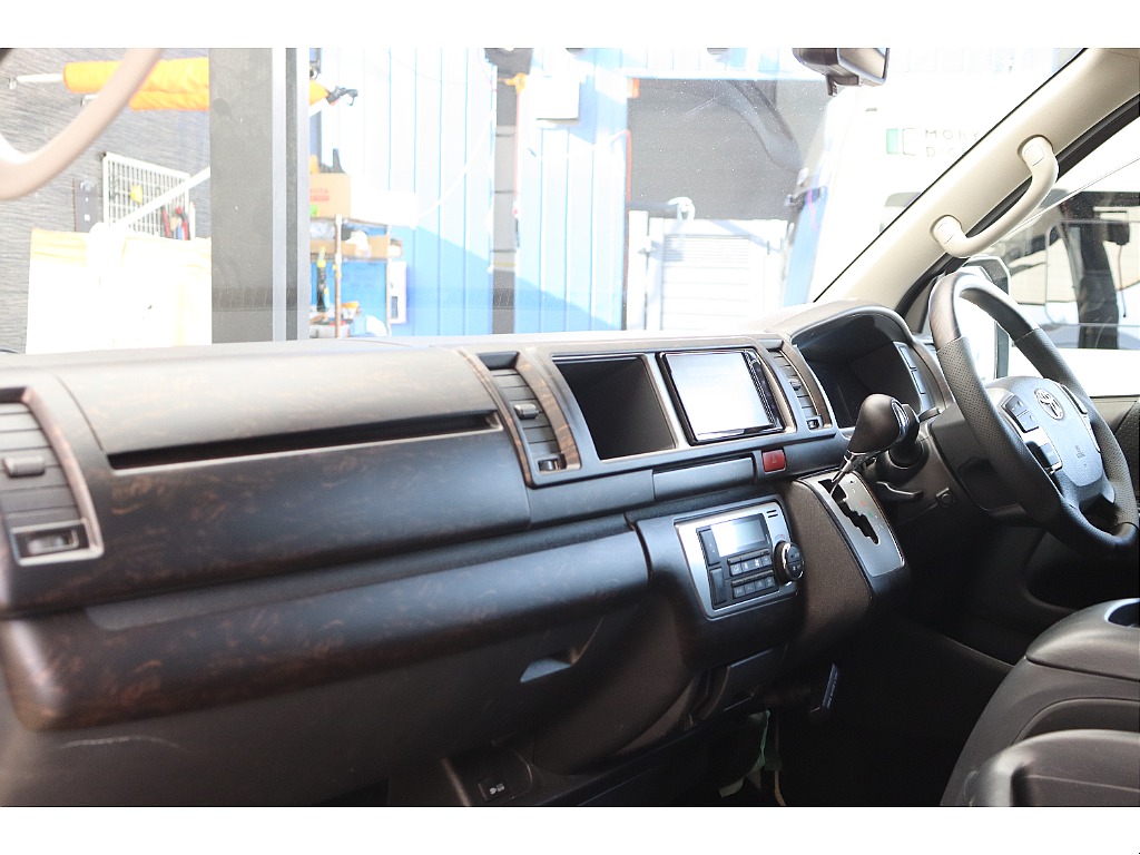 トヨタ ハイエースバン(42枚目)