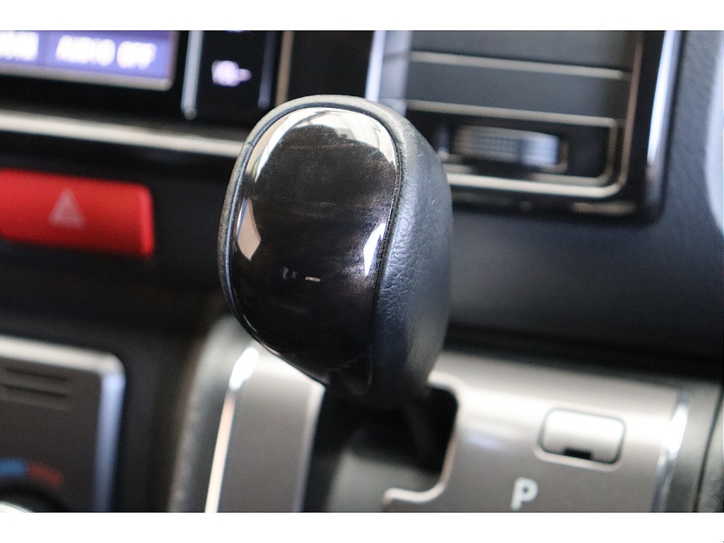 トヨタ ハイエースバン(44枚目)