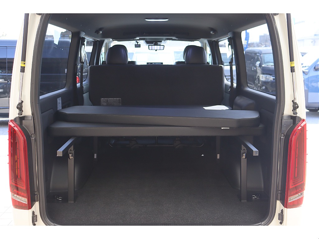 トヨタ ハイエースバン(29枚目)