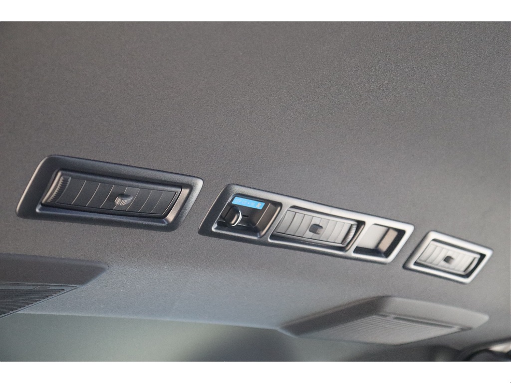 トヨタ ハイエースバン(53枚目)