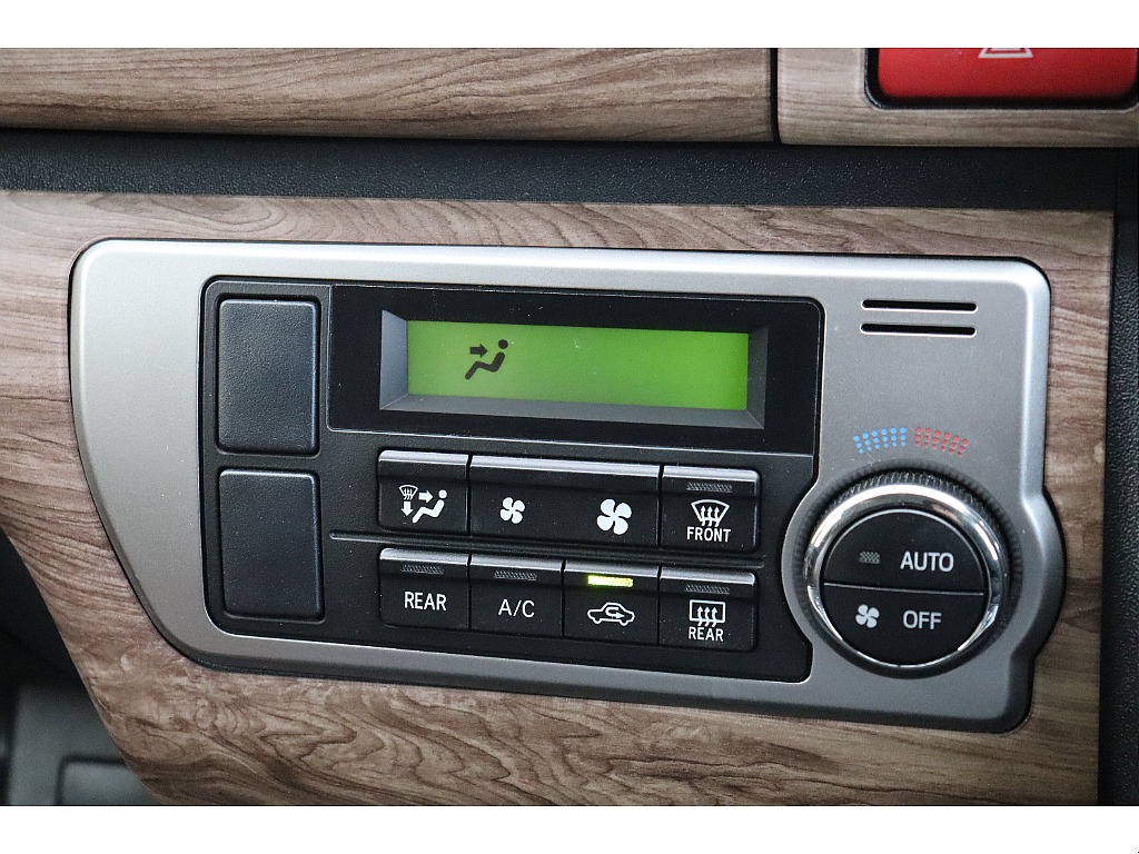 トヨタ レジアスエース(40枚目)