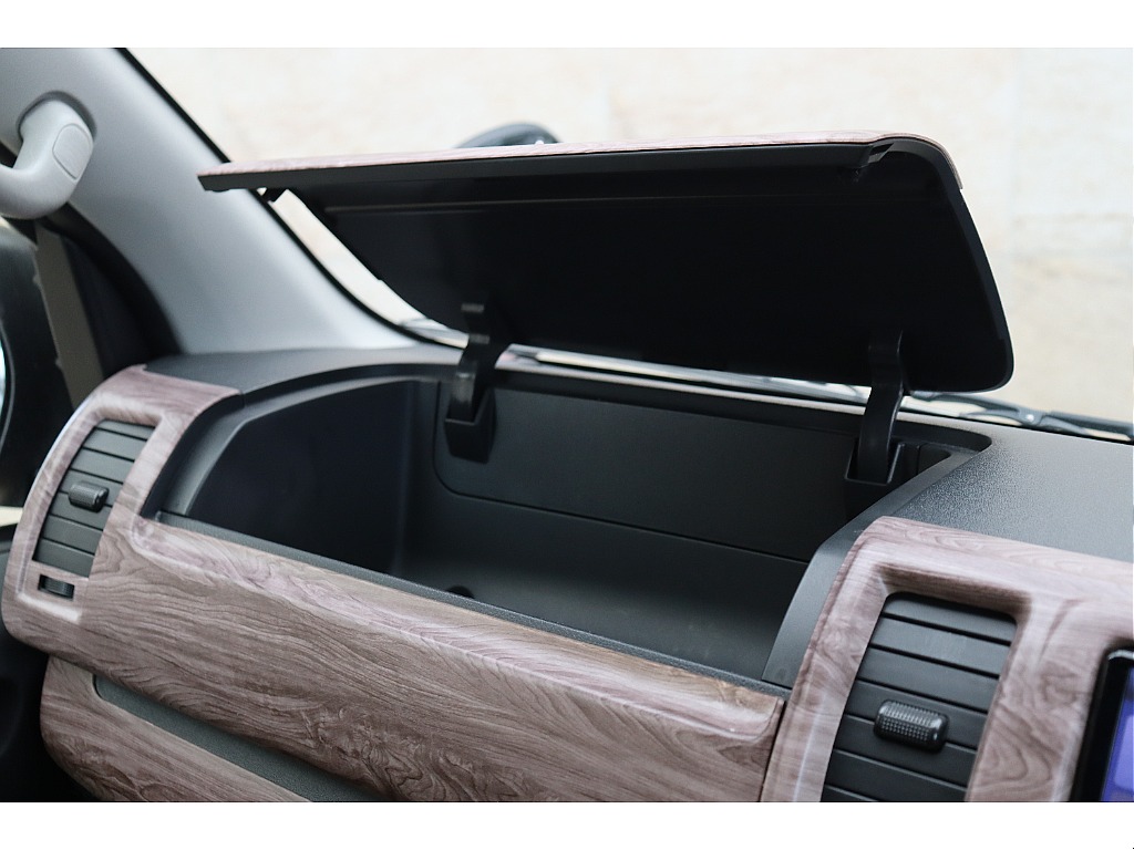 トヨタ レジアスエース(42枚目)