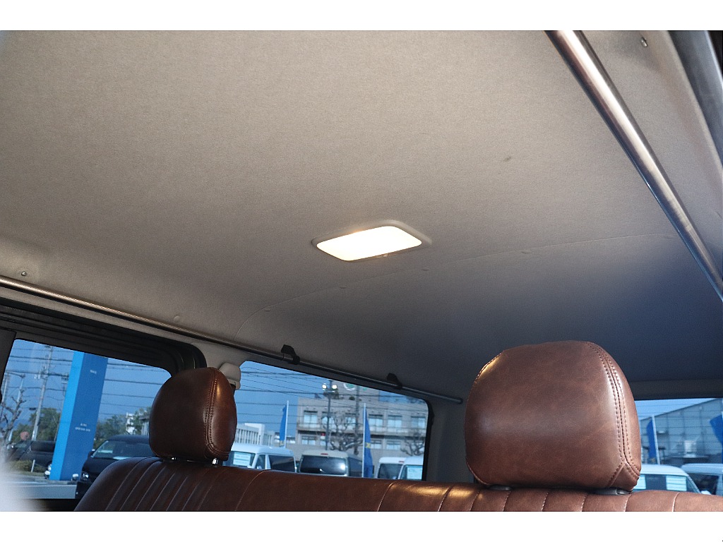 トヨタ レジアスエース(51枚目)