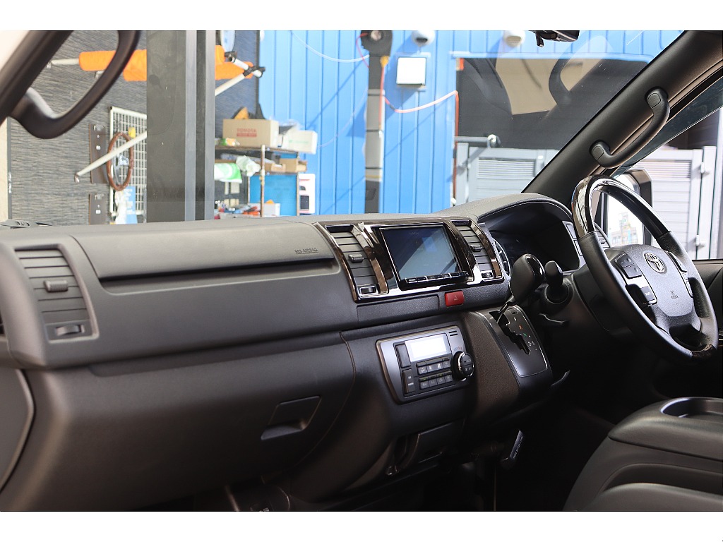 トヨタ ハイエースバン(37枚目)