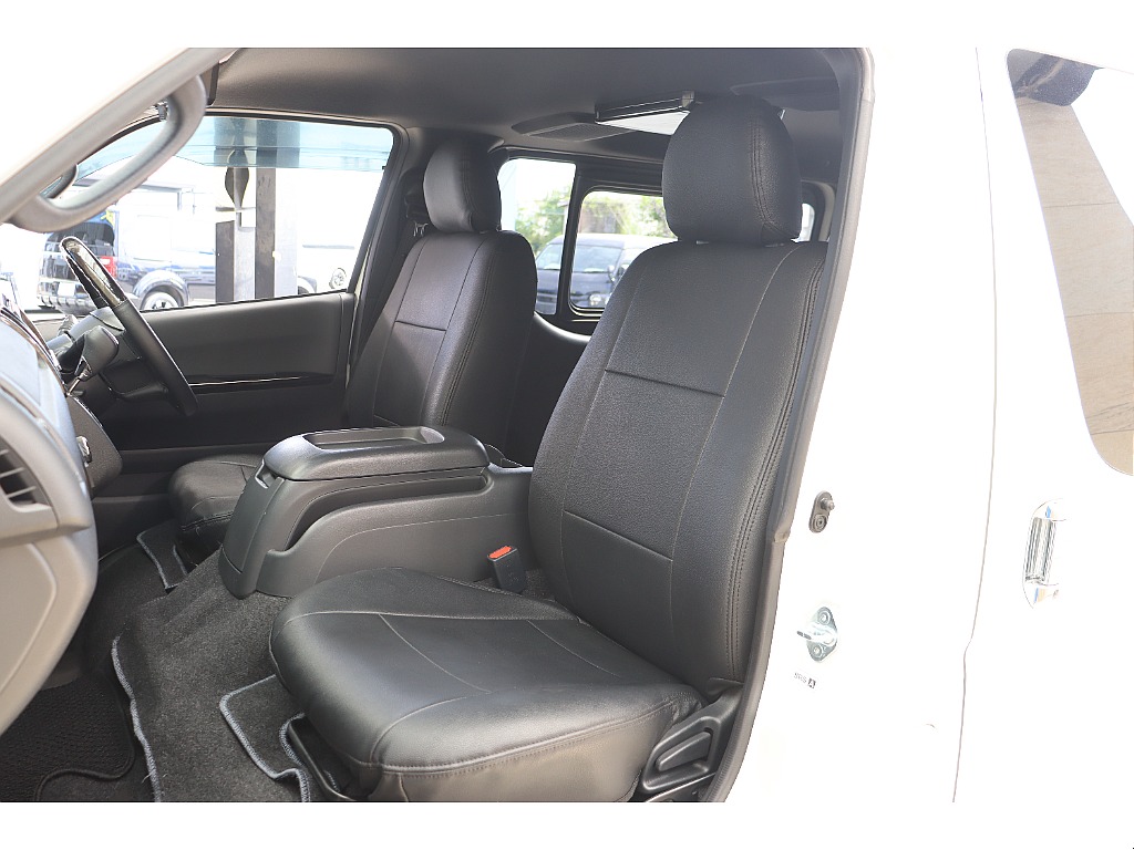 トヨタ ハイエースバン(39枚目)