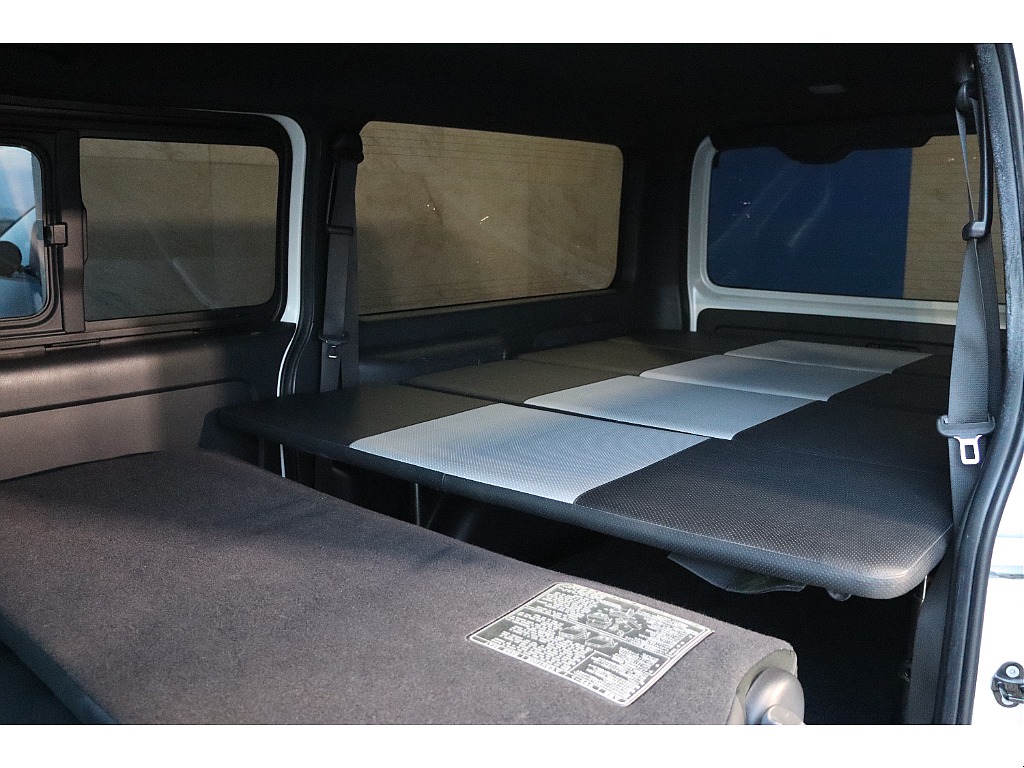 トヨタ ハイエースバン(34枚目)