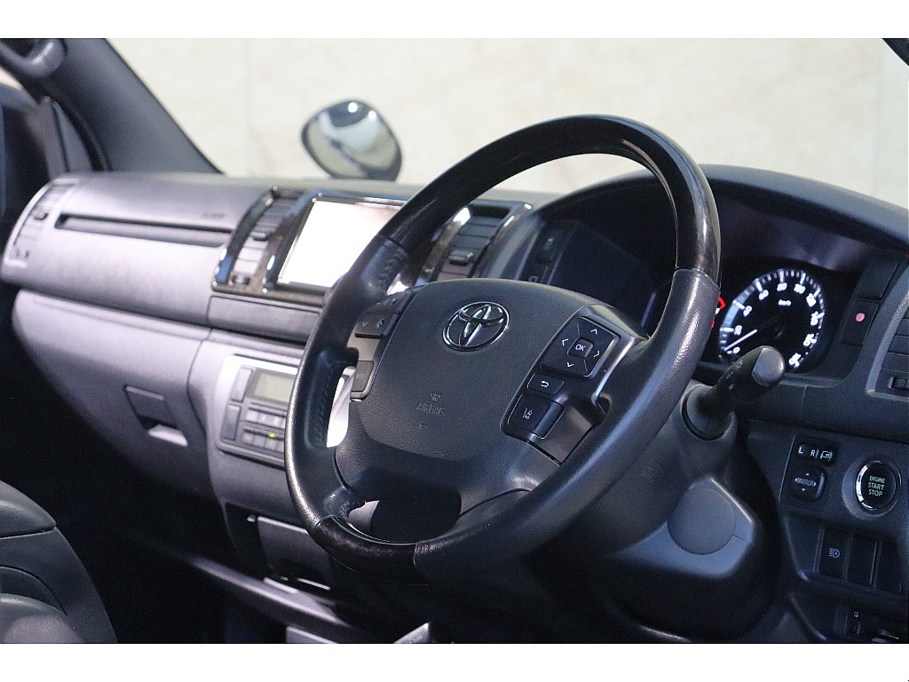 トヨタ ハイエースバン(47枚目)