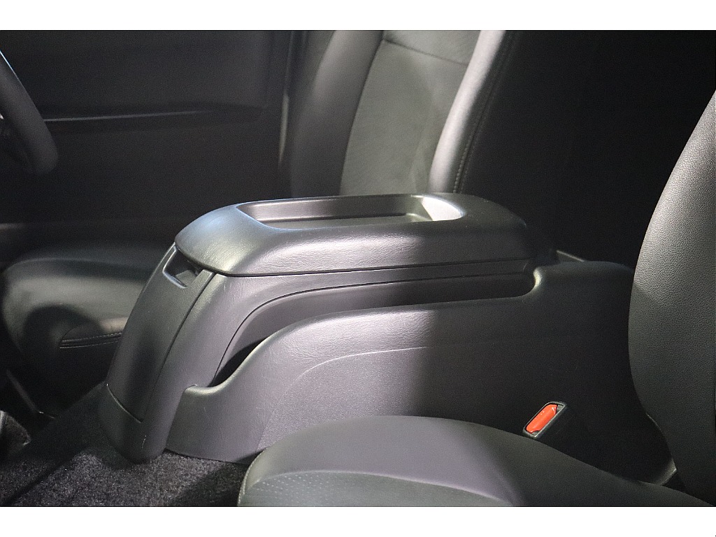 トヨタ ハイエースバン(48枚目)