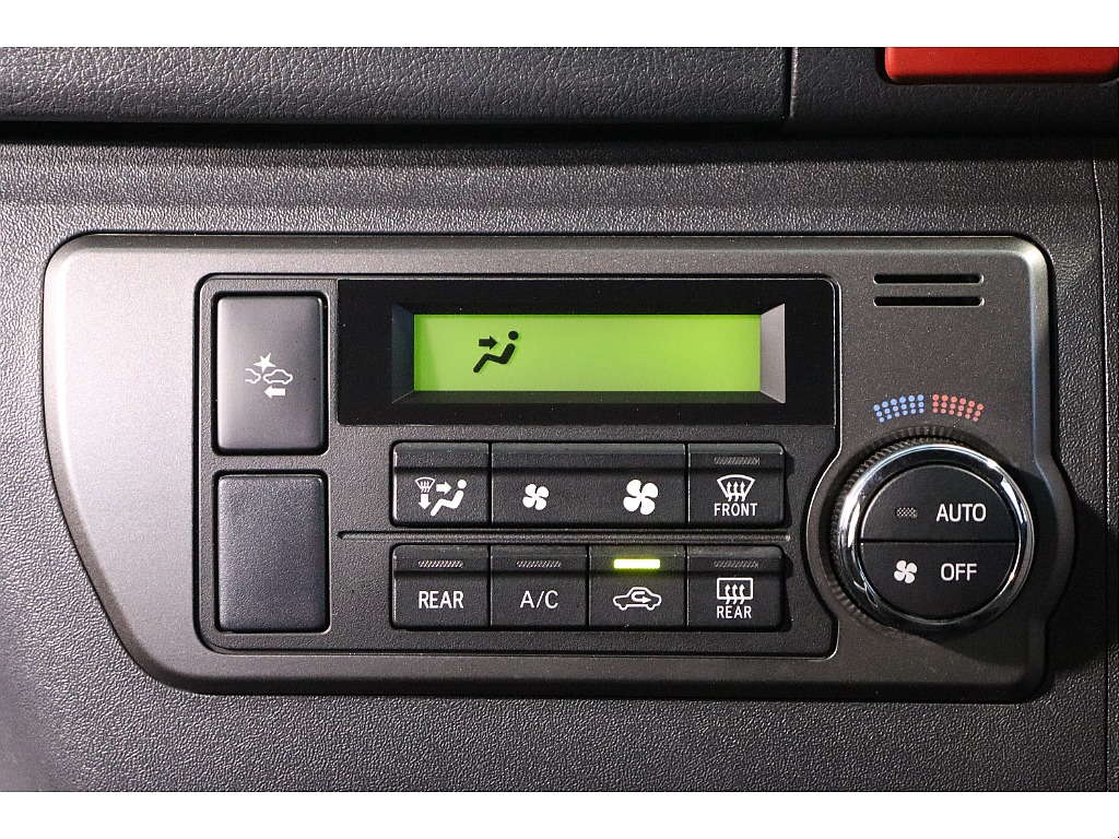 トヨタ ハイエースバン(51枚目)