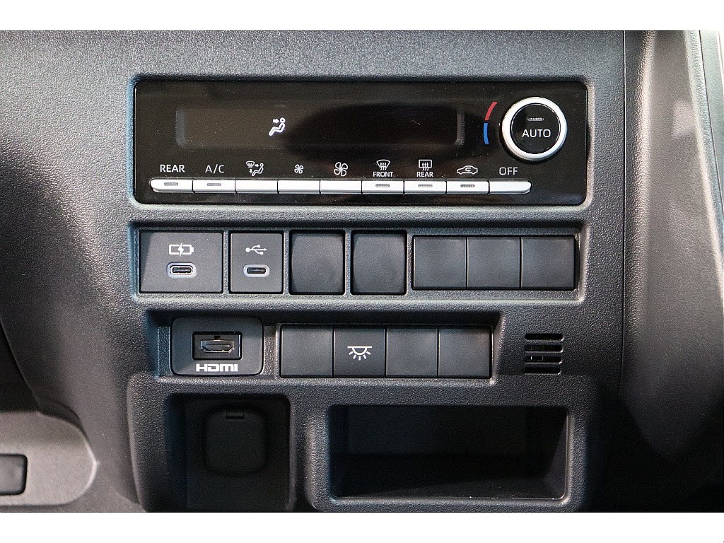 トヨタ ハイエース(46枚目)