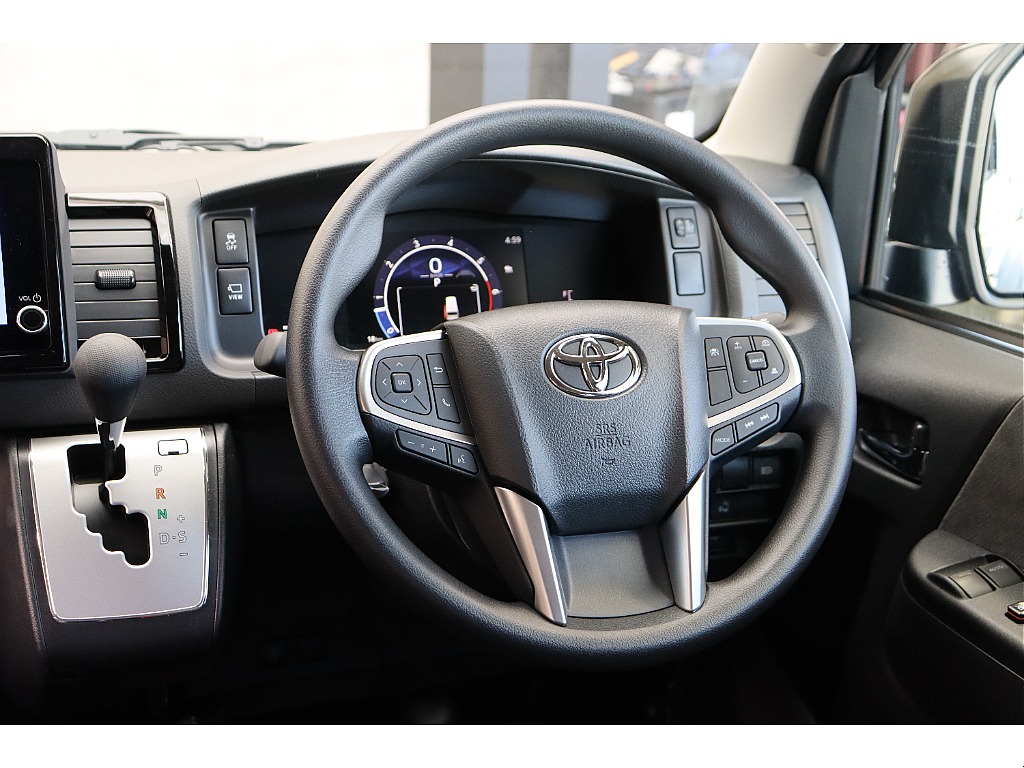 トヨタ ハイエース(47枚目)