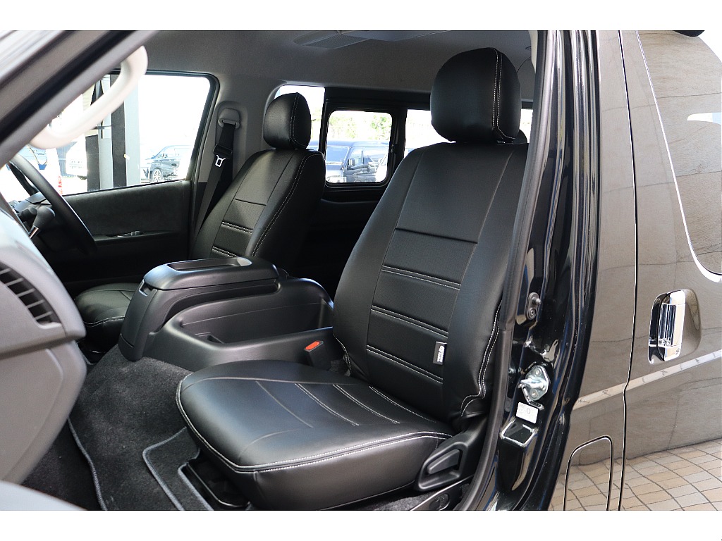 トヨタ ハイエース(49枚目)