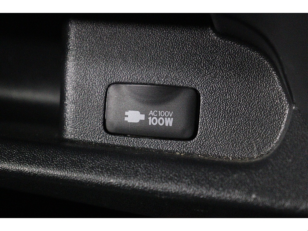 トヨタ&nbsp;ハイエースバン&nbsp;5D3.0DTスーパーGLダークプライムL 4WD&nbsp;【限定一台】【特選車】&nbsp;大阪府の詳細画像&nbsp;その13
