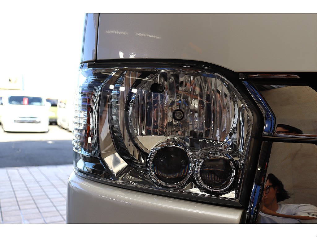 トヨタ ハイエースバン(28枚目)