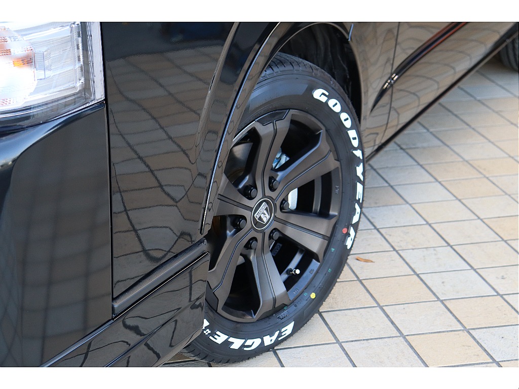 トヨタ ハイエース(32枚目)