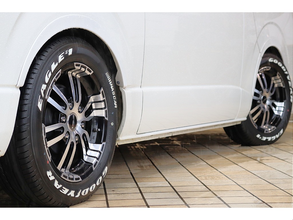 FLEX Delf02 17インチAW＆グッドイヤーナスカータイヤ♪