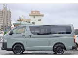 お問い合わせはハイエース南大阪店まで♪