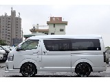 お問い合わせはハイエース南大阪店まで♪